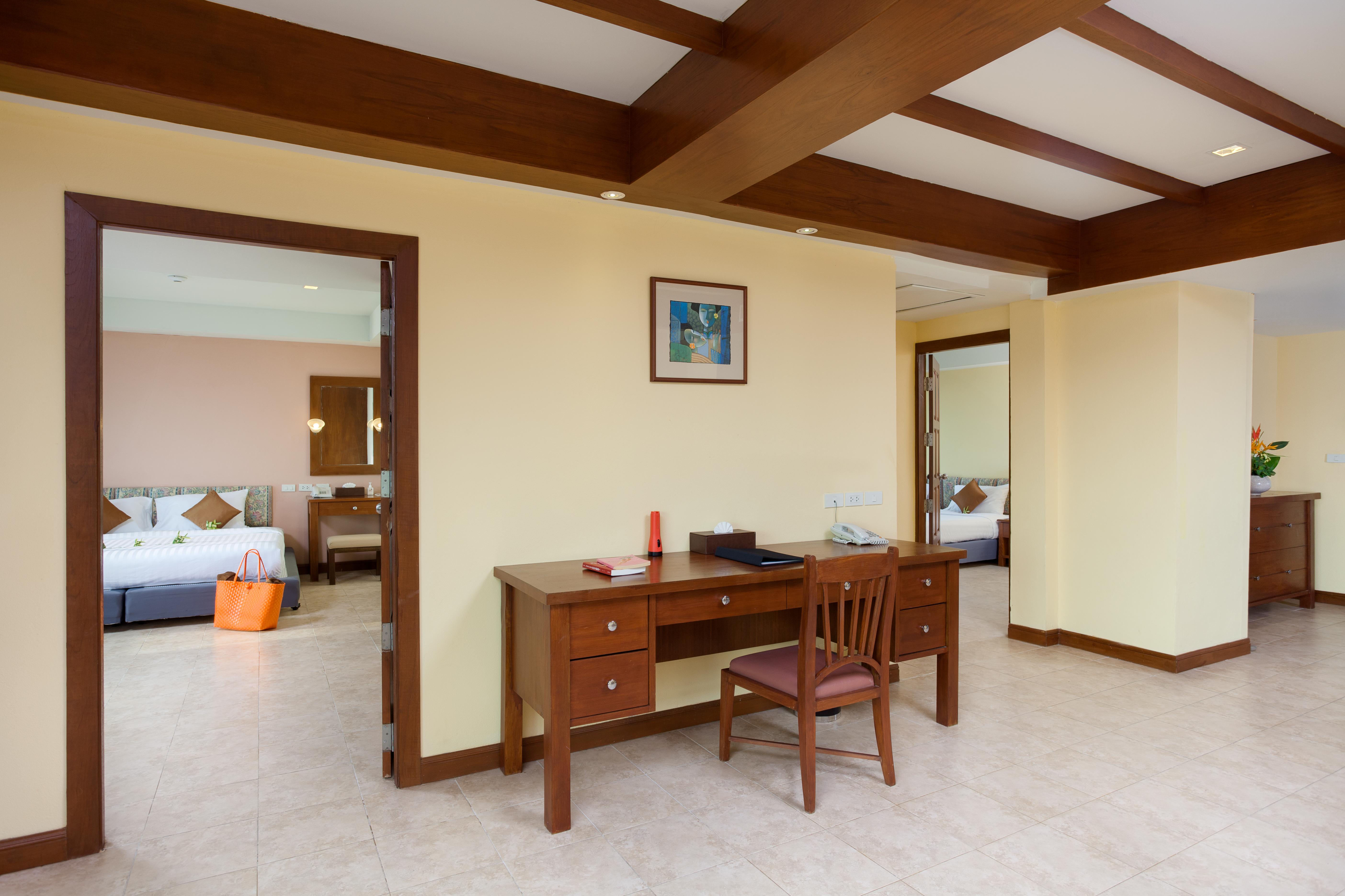 Hotel By The Sea Panwa Beach Exterior foto